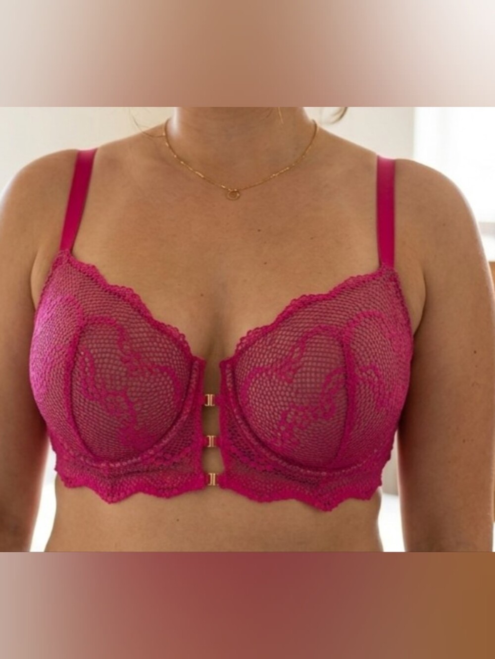 ADORE ME Women’s Fushia Lace Underwire Bra - Unbranded Size 40DD.